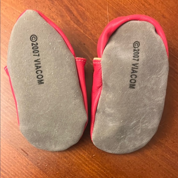 3/$20 Vintage Go Diego Go Red Footlets 3-4 - Picture 6 of 6